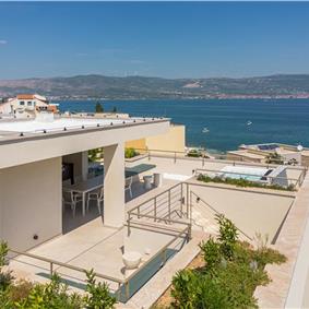 4-Bedroom Luxury Villa with Heated Pool, Ciovo near Trogir – Sleeps 8